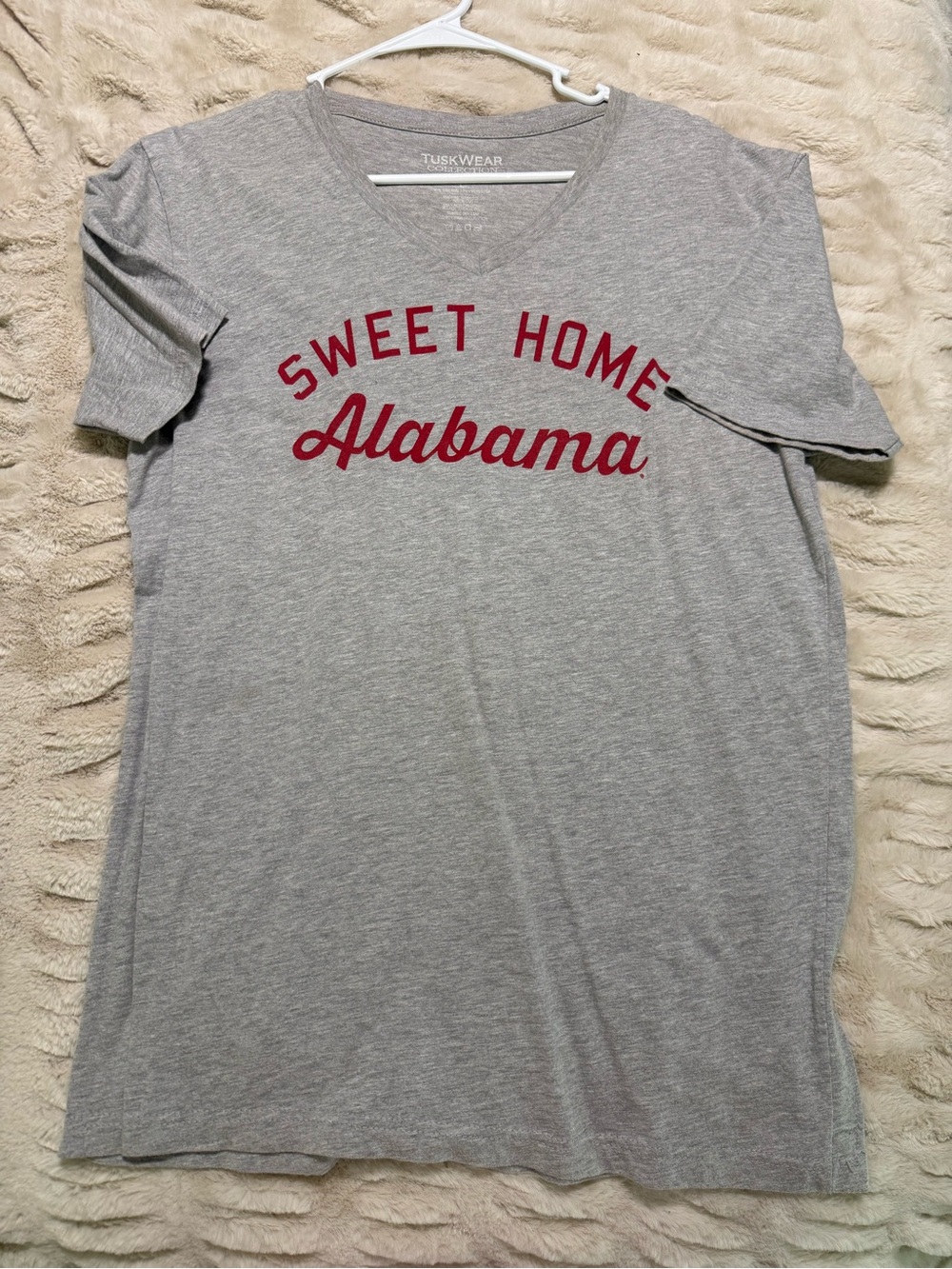Tusk Wear "Sweet Home Alabama" V Neck Gray T Shirt Large